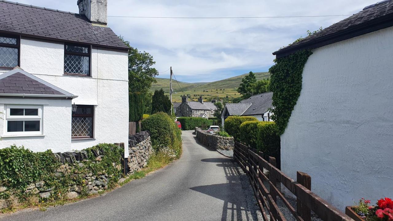 Green Cottage - Snowdonia Llanllechid Esterno foto