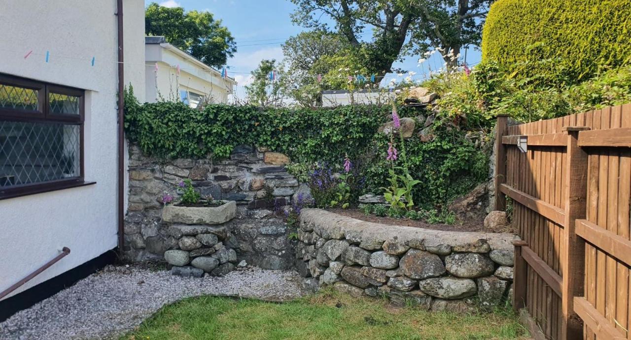 Green Cottage - Snowdonia Llanllechid Esterno foto